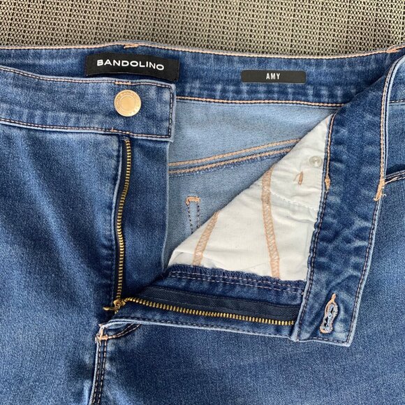 Bandolino Amy Jeans Womens Size 14 Blue jeans Denim Straight Leg Mid Rise - Picture 4 of 9
